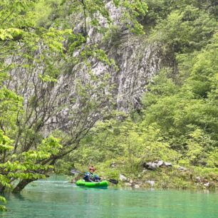 Začátek vzdutí Pivské přehrady.
