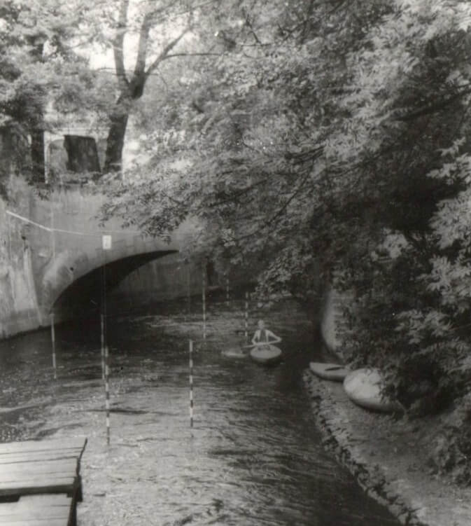 Ze slalomových tréninků na Čertovce.