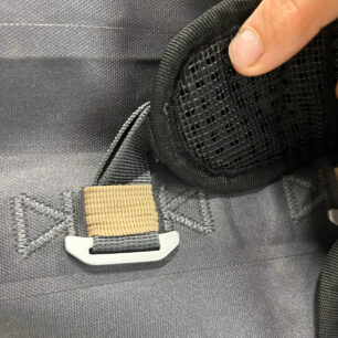 Univerzální oka na kolekci vodotěsných zavazadel Hiko NOMAD.