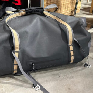 Duffle bag 100 l z řady Hiko NOMAD.