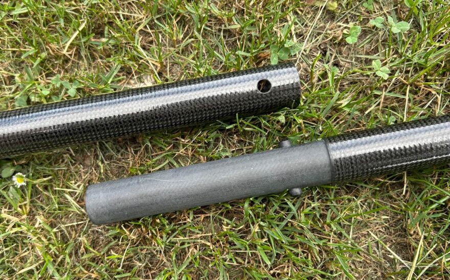 U vícedílných verzí se používá ještě nejjednodušší možná spojka.