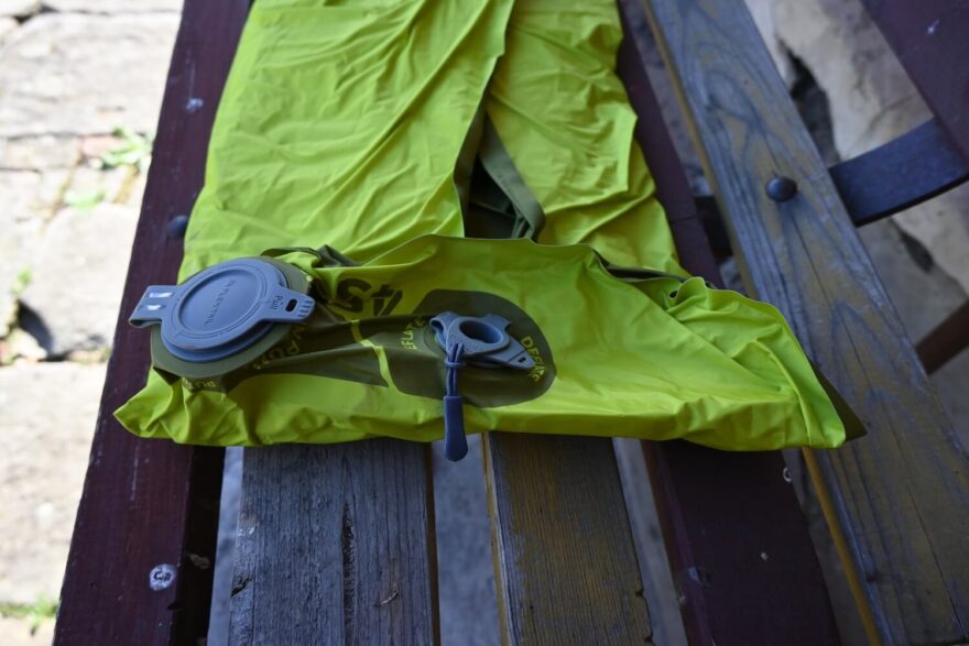 Balení směrem od ventilů k hlavě je rozhodně lepší.