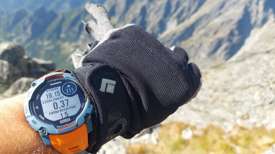 Testování ve Vysokých Tatrách při výkonu povolání horského vůdce – GARMIN INSTINCT 3 SOLAR.