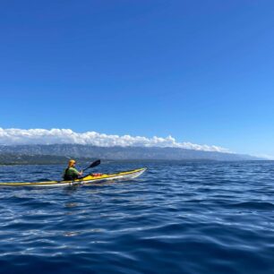 16km přejezd z Delfíního ostrova na Pag - RAB 2025.