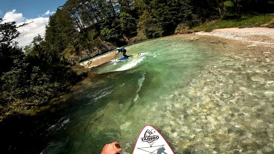 Horní úsek nabízí i několik hlubokých tůní s pěknými vracáky pro pobavení.