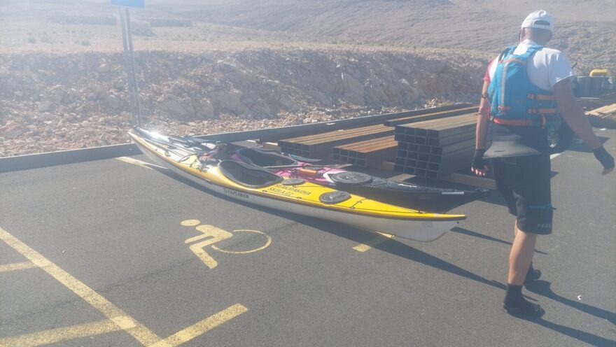 Po třech dnech pádlování jsem si nemohli lodě ani nikam jinam odložit - RAB 2025.