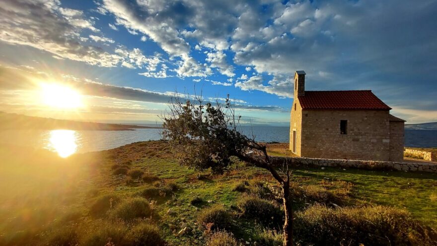 Romantický podvečer s kapličkou Sveti Nikola - RAB 2025.