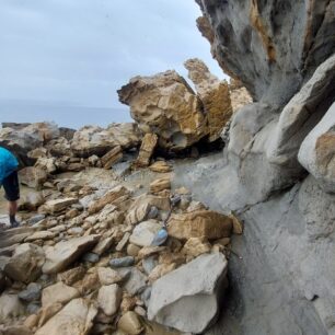 Za chvili nás čeká malinko bitka ve vlnách směr kaplička Sveti Nikola - RAB 2025.