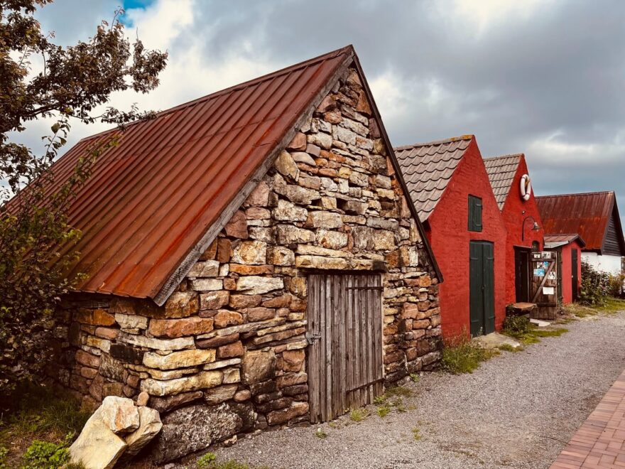 Rybařské domečky v přístavu Snogebaek.