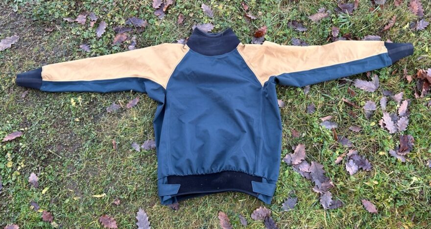 Vodácká bunda Riva od firmy Kutlíci. Pohled zepředu.