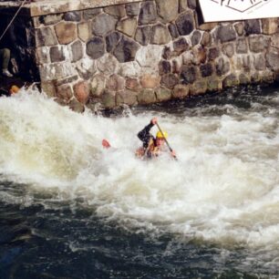 S kamarády si v Chocni postavili playspot Jalovák.