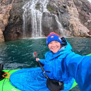 Jižní Grónsko je plné menších i větších vodopádů.