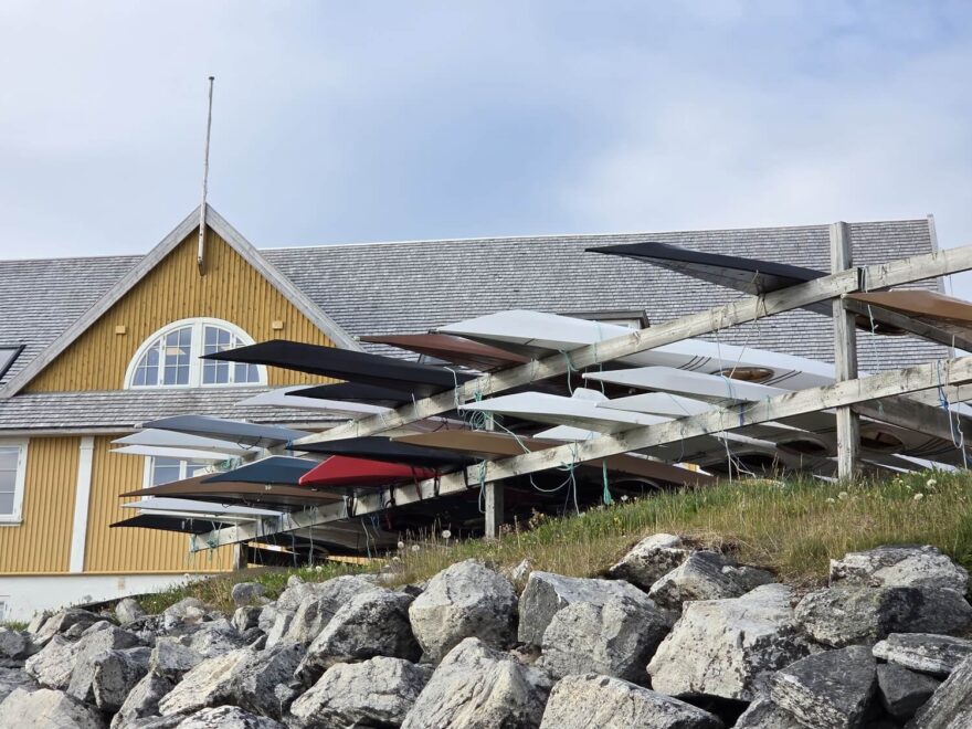 Loděnice v hlavním městě Grónska - Nuuku.