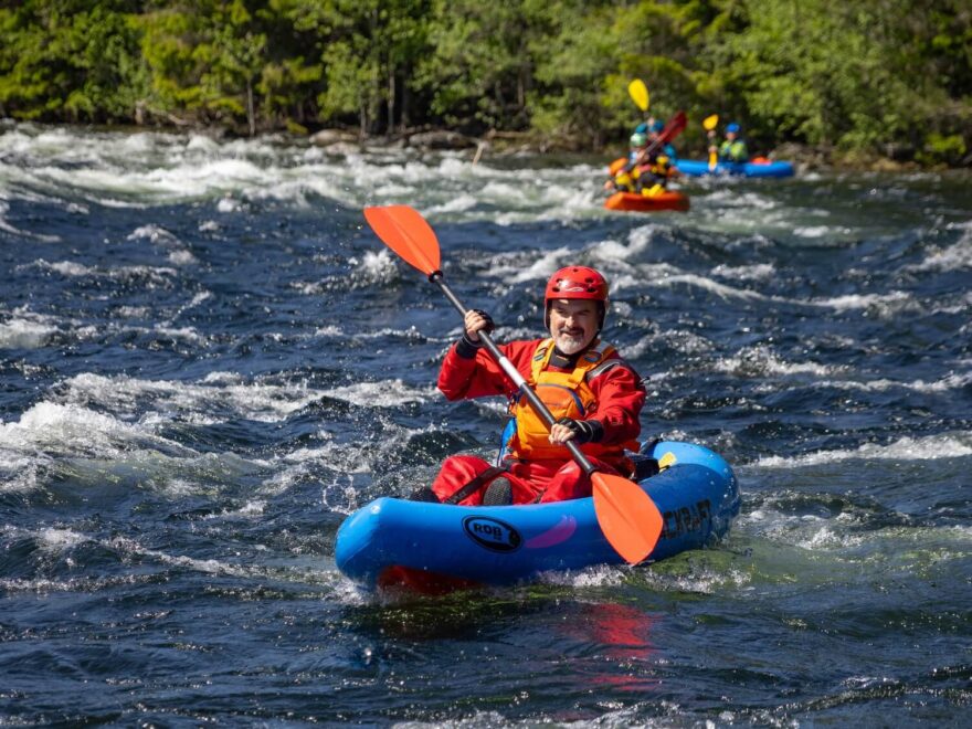 Peřejky na rozpádlování – řeka Tinne.