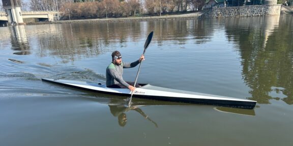 Fitness kajak ZÁSTĚRA ROVER 120 – stabilita, rychlost a špičkové provedení