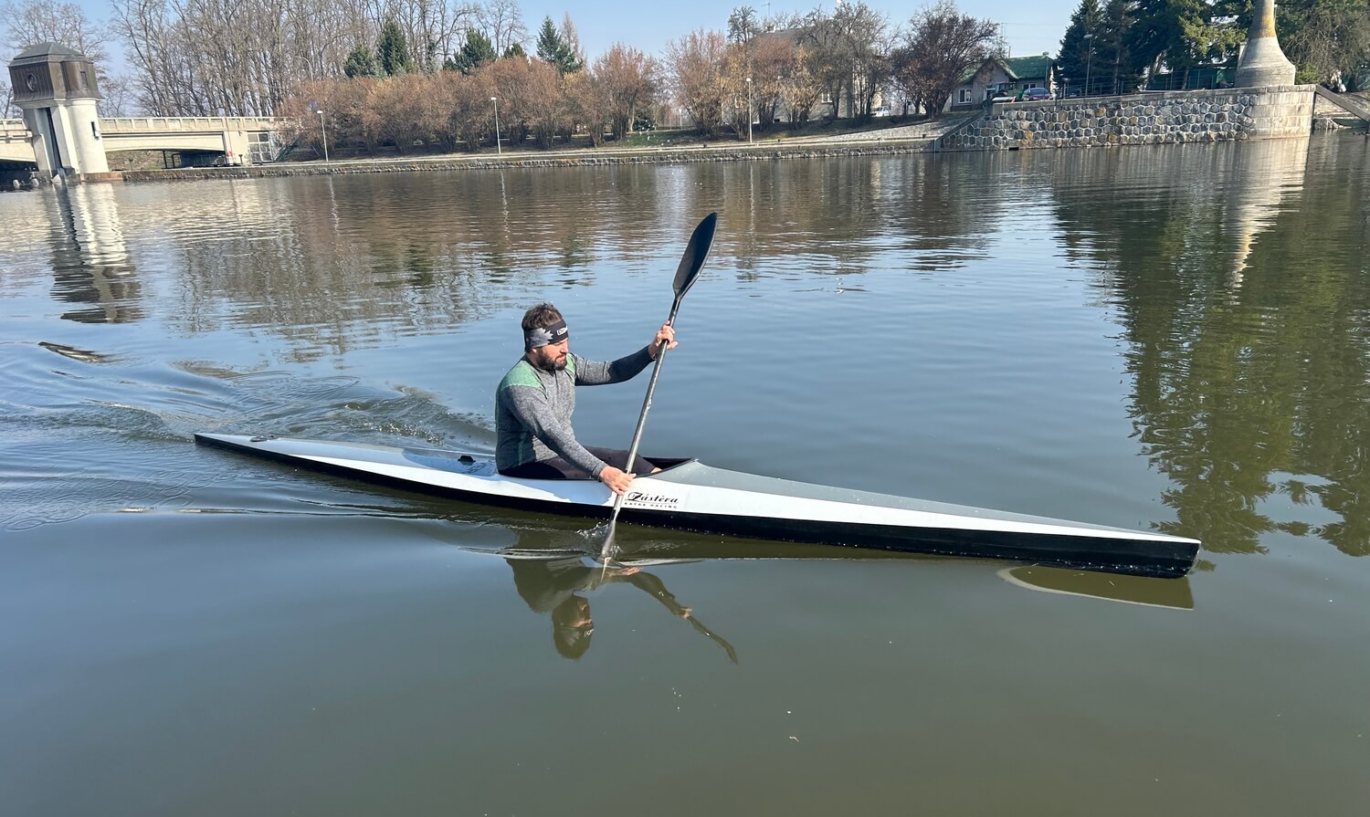 Fitness kajak ZÁSTĚRA ROVER 120 – stabilita, rychlost a špičkové provedení
