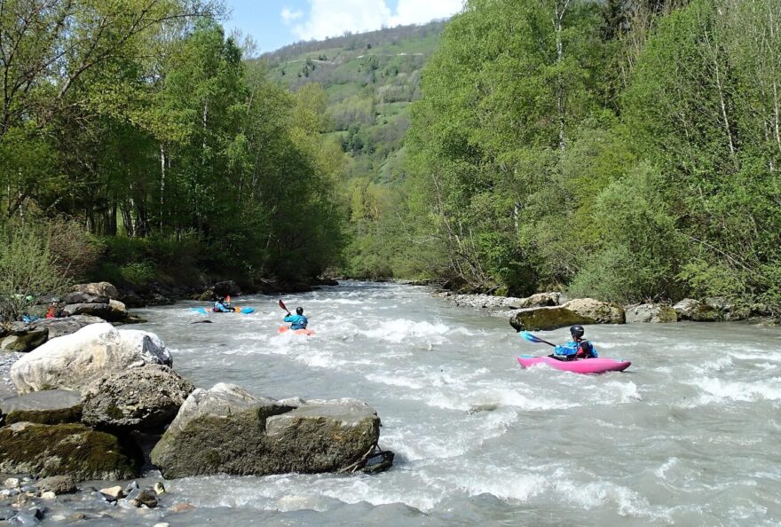 Isère pod slalomkou.