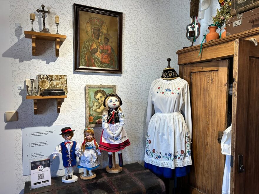 Z návštěvy expozice v obci Swornegacie věnované národu Kašubů. / F: Petr Snížek