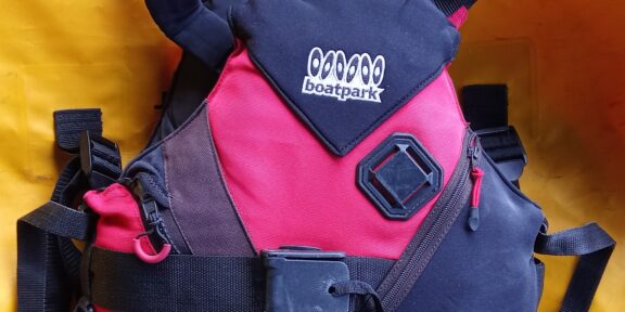 Vodácká vesta HIKO vel. L/XL – minimálně používaná
