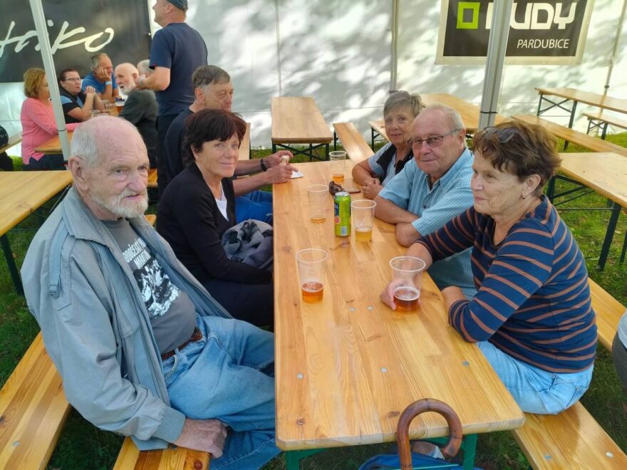 Ani letos nechyběl Petr Glos (vlevo), který je pamětníkem prvního ročníku VVM.