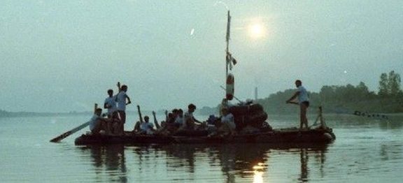 Expedice do Absurdistánu: Dunaj 1989