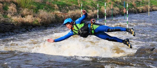 Vodácká záchrana, část čtvrtá: Kontaktní záchrana