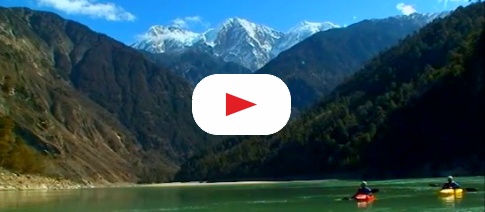 Into the Tsangpo Gorge - jedna z největších kajakářských expedic všech dob