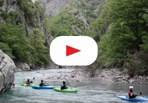 Balkán je stále populárnější jarní vodácká destinace, podívejte se proč