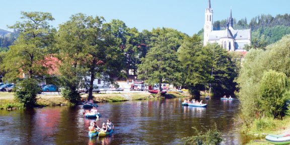 Lumíci aneb jak na Vltavu bez davů
