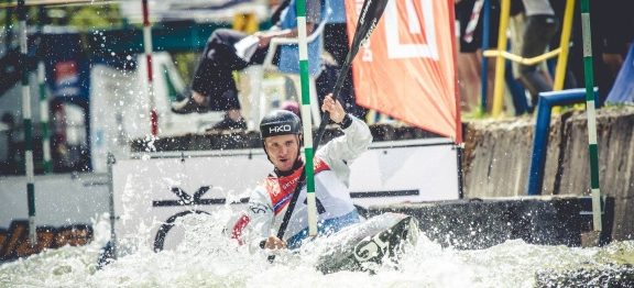 Zveme vás na vodácký večírek s Kajmanem a Vítkem Přindišem