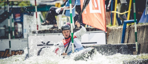 Zveme vás na vodácký večírek s Kajmanem a Vítkem Přindišem