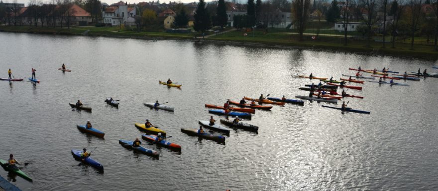 Pozvánka na seakajakový závod O Vltavotýnskou kremroli