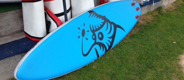 Paddleboardshop vyprodává prkna