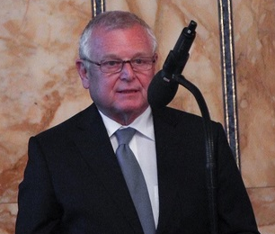 Profesor Pollert obdržel státní vyznamenání od prezidenta