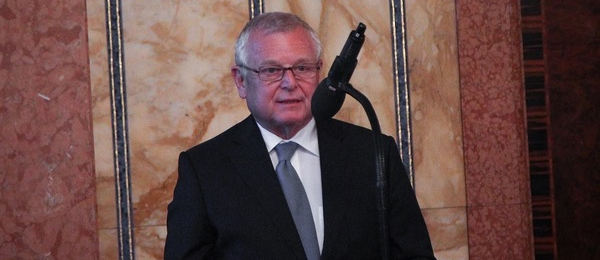 Profesor Pollert obdržel státní vyznamenání od prezidenta