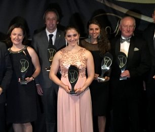 Sjezdařka Barbora Dimovová oceněná zlatým pádlem na World Paddle Awards přepisuje historii