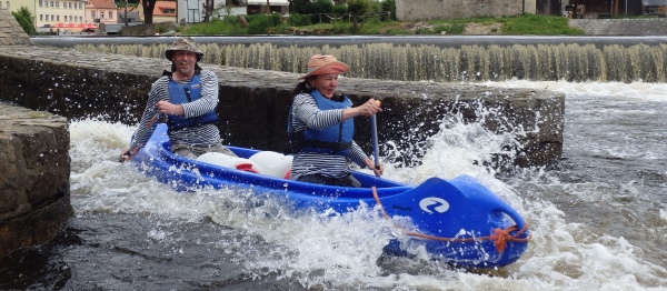 Letní vodácký průvodce NA VODU! 2018 vás dokonale připraví na letní vodáckou dovolenou – STAHUJTE ZDARMA