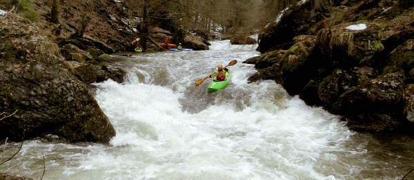 Jarní Tanvaldská Kamenice - prostě pohoda pádlování