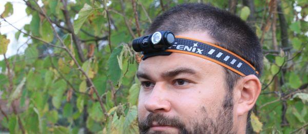 RECENZE: Čelovka Fenix HM51R Ruby – téměř nezničitelný univerzál