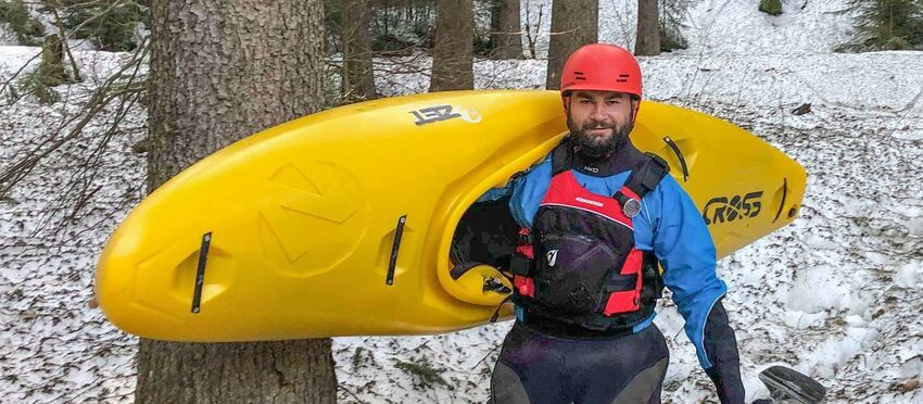 RECENZE: ZET Kayaks Cross – skvělá creekovka, lehká na pádle