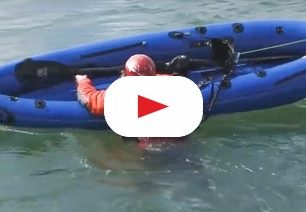 Záchrana a sebezáchrana na packraftu