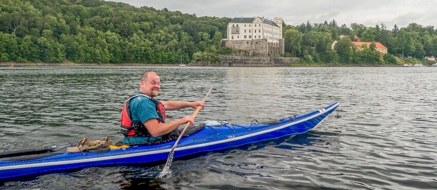 Jak vyzrát na suché léto? Přece vyrazit na vodu…