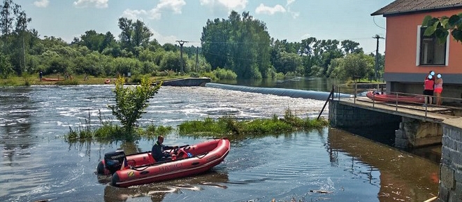 Víkend přinesl vodáckou oběť na jezu Dráchov