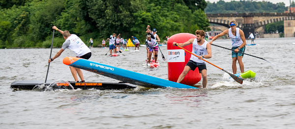 Naplánujte si prodloužený zářijový paddleboardový SUPer víkend v Praze