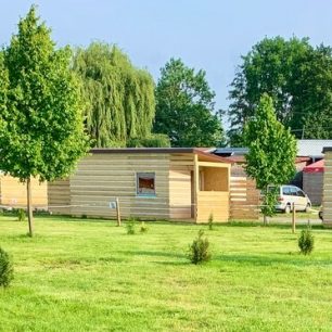 Kemp v Litovli se mění, přibyly chatky