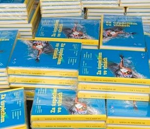 Za úspěchem ve vlnách – kniha o tréninku vodních slalomářů