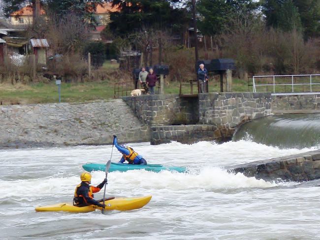 Kmocháček ve výjezdu ze šlajsny