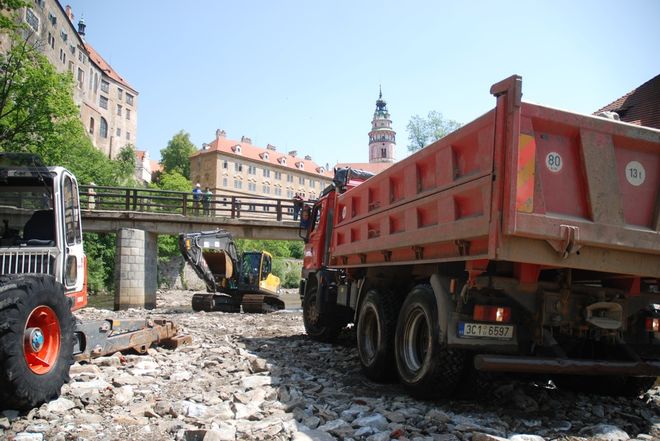 Protože bagr... (nová situace v Českém Krumlově)