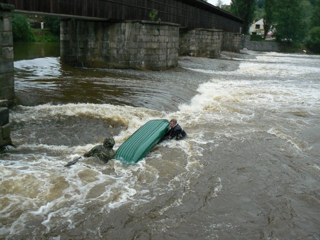 Tři příběhy z Vltavy (červen 2009)