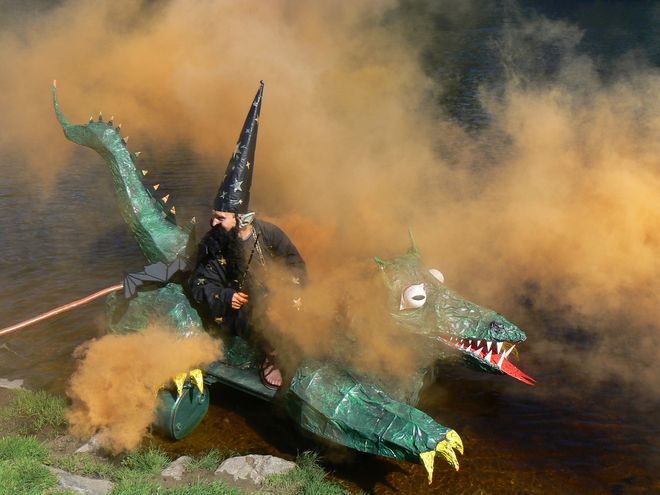 XXXVII. Plavba kuriózních plavidel